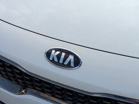 Used 2020 Kia Stinger GT-Line image 10