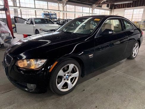Used 2010 BMW 328i xDrive Coupe image 1