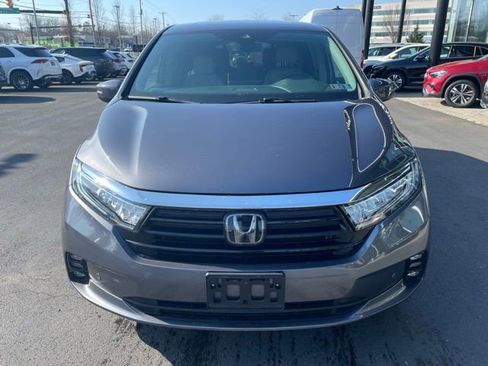 Used 2023 Honda Odyssey Touring image 2