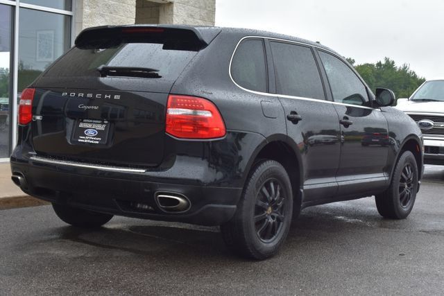Used 2010 Porsche Cayenne AWD/4WD image 18