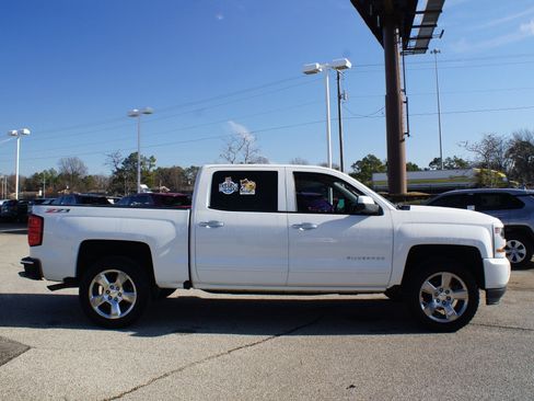 Used 2016 Chevrolet Silverado 1500 LT w/ All Star Edition image 18