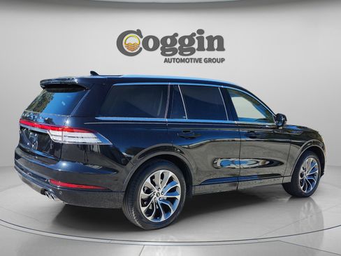 Used 2021 Lincoln Aviator Grand Touring w/ Equipment Group 301A AWD/4WD image 6