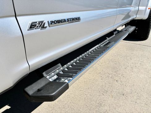 Used 2019 Ford F350 Lariat w/ Lariat Ultimate Package image 8