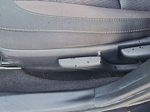 Used 2019 Toyota Corolla LE image 10