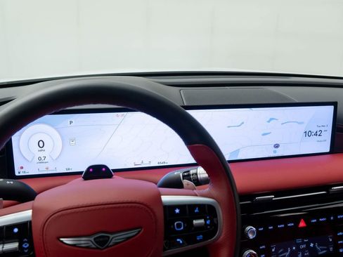 Used 2025 Genesis G80 3.5T Sport image 38