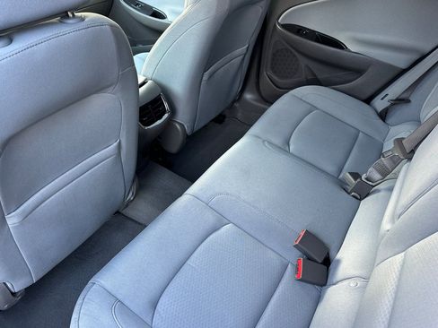 Used 2022 Chevrolet Malibu LT image 11