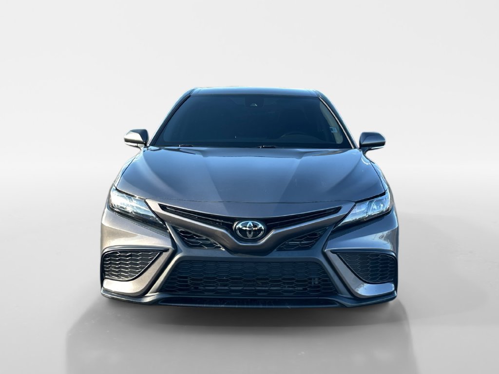 Used 2023 Toyota Camry SE FWD image 9