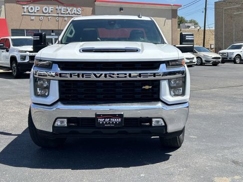 Used 2022 Chevrolet Silverado 2500 LT w/ Convenience Package image 17