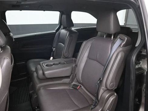 Used 2018 Honda Odyssey Touring image 29