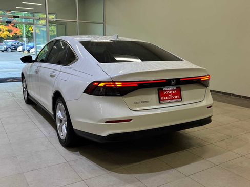 Used 2023 Honda Accord LX image 4