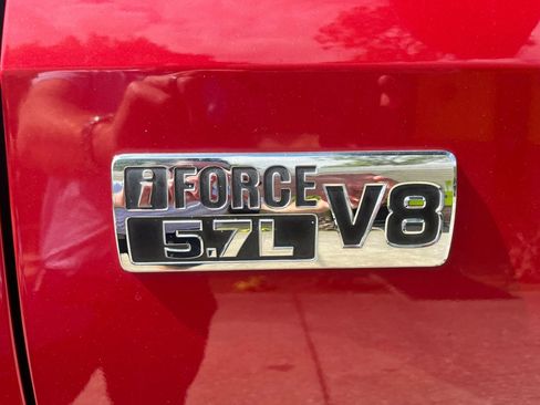 Used 2016 Toyota Tundra SR5 w/ SR5 Upgrade Package image 32