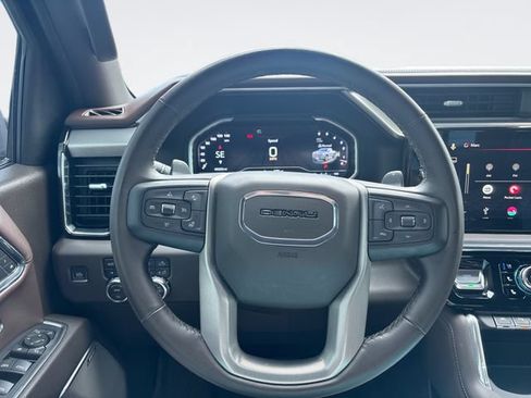 Used 2023 GMC Sierra 1500 Denali w/ Denali Reserve Package AWD/4WD image 14