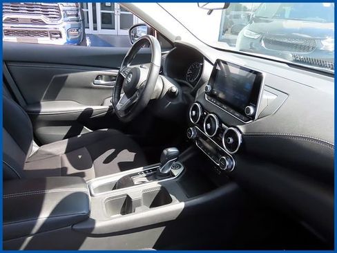 Used 2021 Nissan Sentra SV FWD image 8