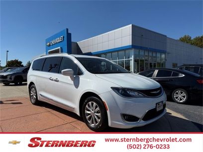 Used 2017 Chrysler Pacifica Touring-L