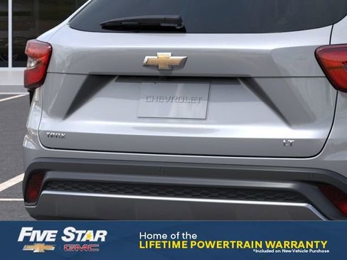 New 2026 Chevrolet Trax LT w/ Driver Confidence Package FWD image 15