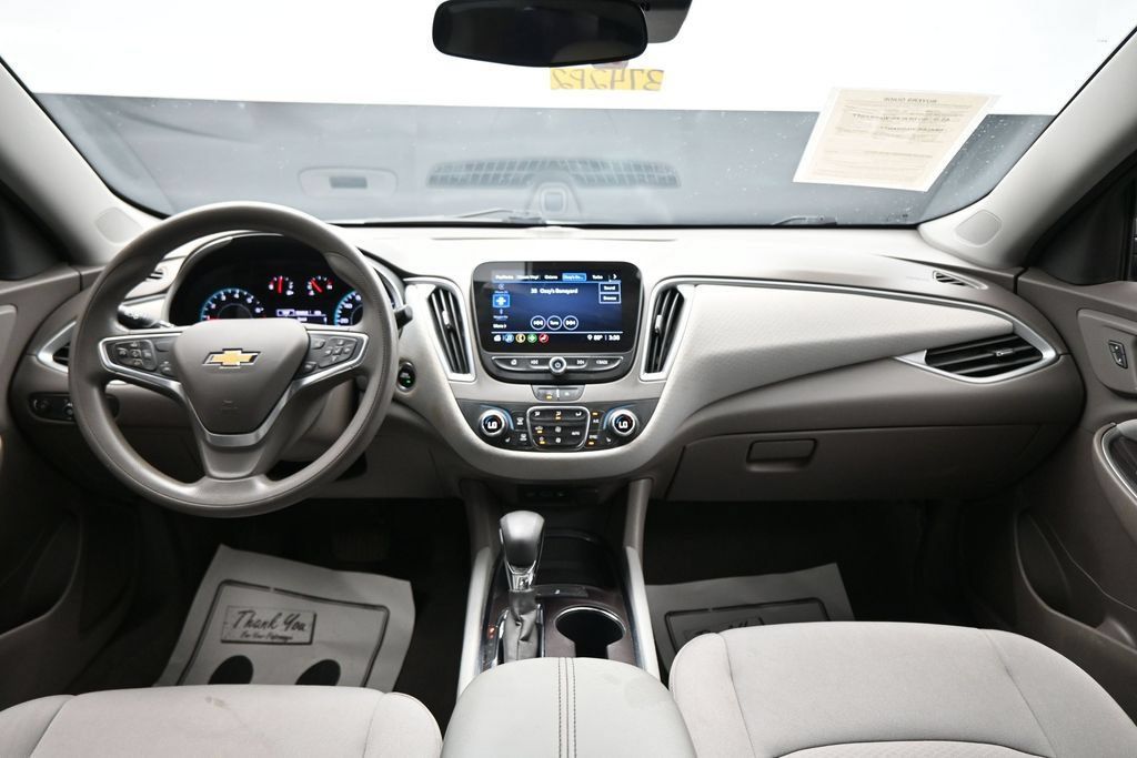 Used 2023 Chevrolet Malibu LT FWD image 12