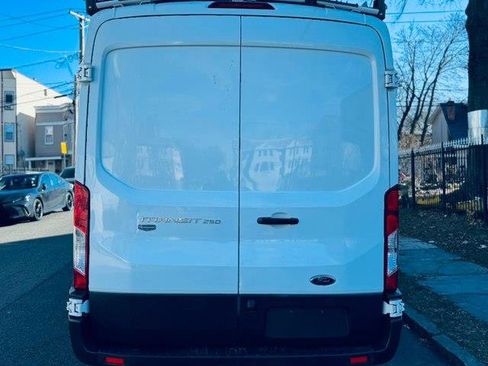 Used 2016 Ford Transit 250 130 Medium Roof w/ Interior Upgrade Package image 6