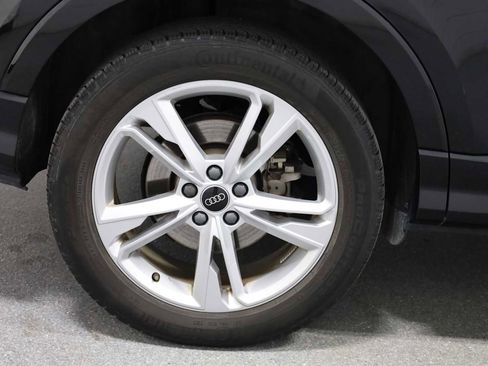 Used 2024 Audi Q3 2.0T Premium w/ Convenience Package image 41