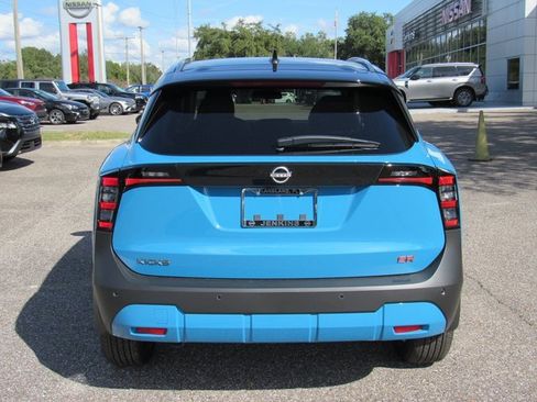 New 2026 Nissan Kicks SR image 4