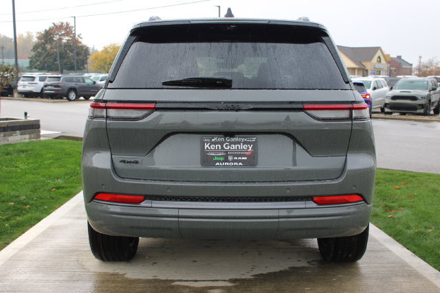 New 2027 Jeep Grand Cherokee Limited AWD/4WD image 38