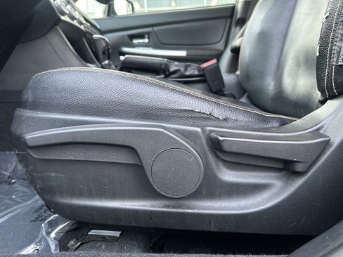 Used 2016 Subaru Crosstrek 2.0i Limited w/ 17" Wheel Sport Package image 13