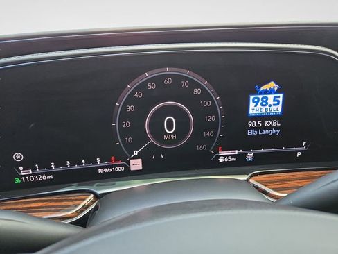Used 2021 Cadillac Escalade ESV Premium Luxury w/ Driver Assist Tech Package AWD/4WD image 26