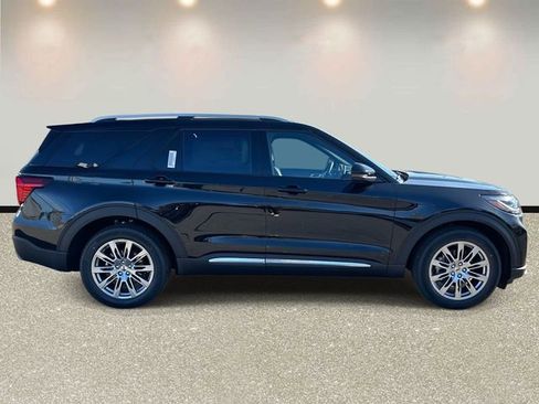 New 2026 Ford Explorer Platinum image 4