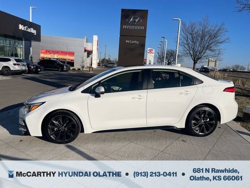 Used 2024 Toyota Corolla LE image 15