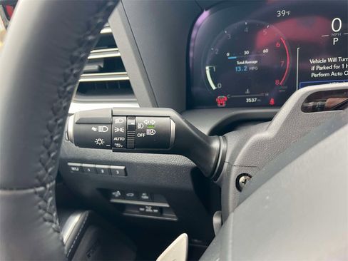 Certified 2025 Lexus GX 550 w/ Accessory Package (2T) image 26