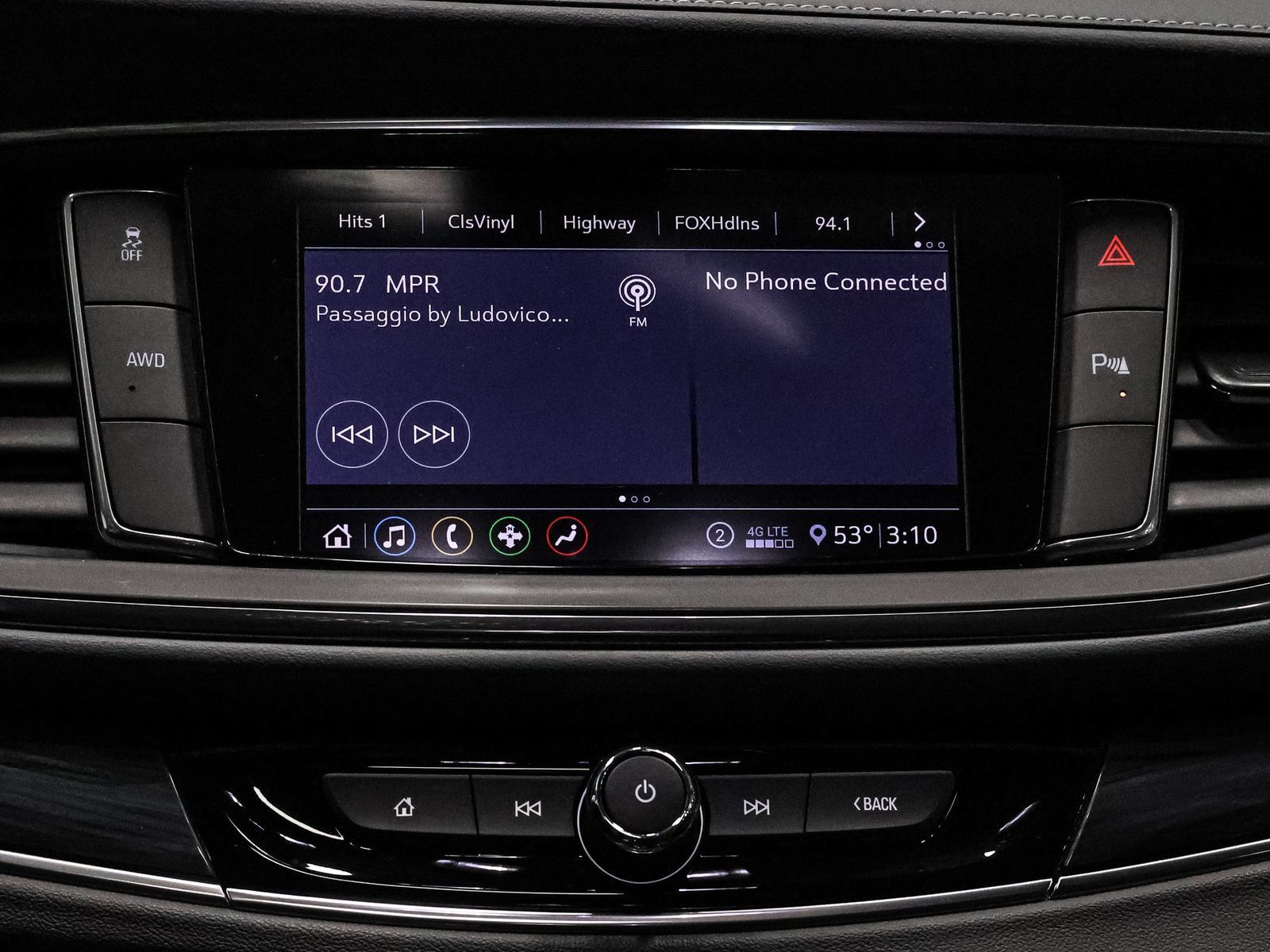 Used 2020 Buick Enclave Essence AWD/4WD image 28