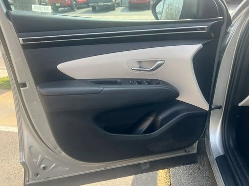 Used 2023 Hyundai Tucson SEL image 12