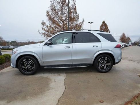 Certified 2025 Mercedes-Benz GLE 350 4MATIC image 4