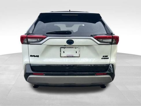 Certified 2022 Toyota RAV4 XSE AWD/4WD image 4