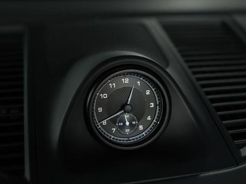 Certified 2025 Porsche Macan image 26