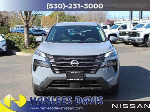 New 2026 Nissan Rogue SV image 4