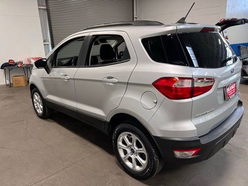 Used 2020 Ford EcoSport SE w/ SE Convenience Package image 5