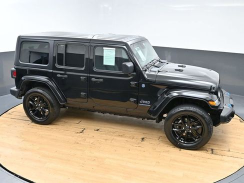 Used 2024 Jeep Wrangler Unlimited w/ Convenience Group image 49