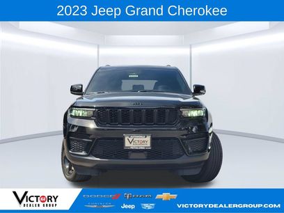 Used 2023 Jeep Grand Cherokee Altitude