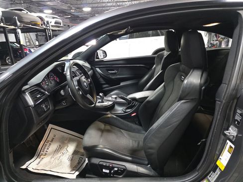 Used 2020 BMW M4 Coupe w/ M Driver's Package image 7