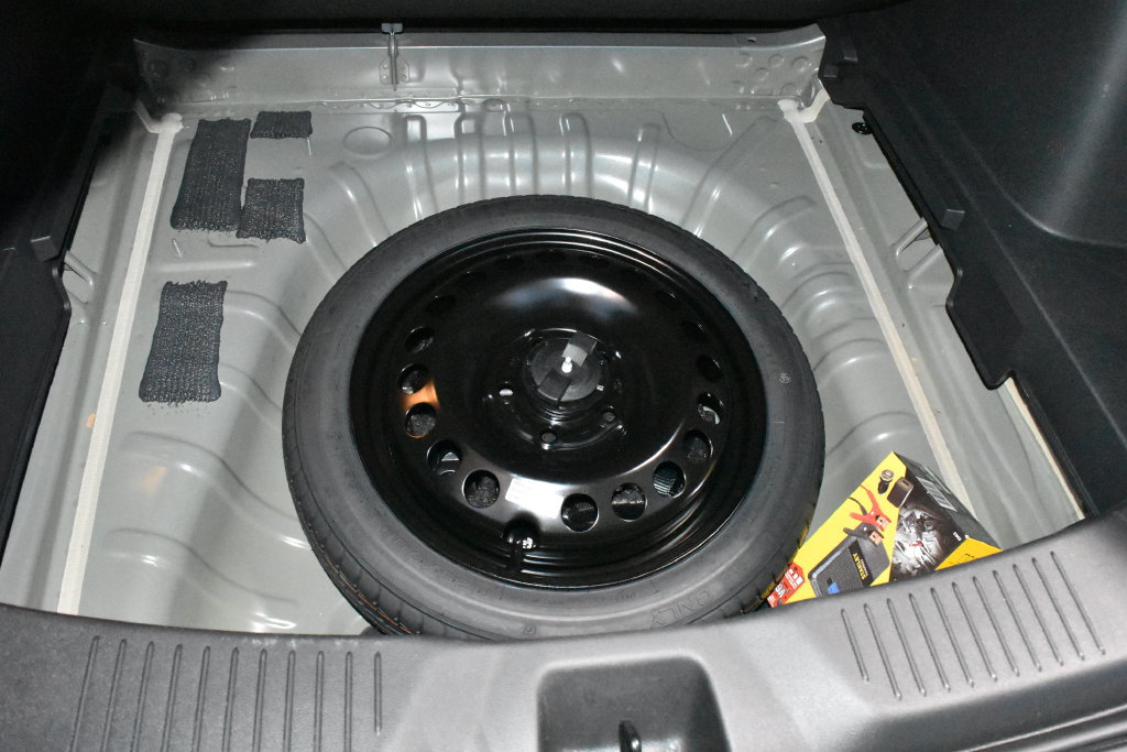 Used 2025 Buick Envista Preferred FWD image 30