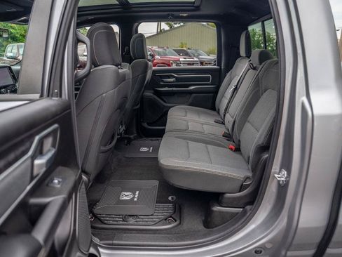 Used 2022 RAM 1500 Big Horn AWD/4WD image 17
