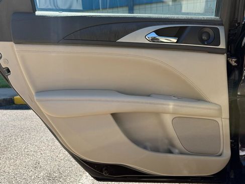 Used 2020 Lincoln MKZ Reserve FWD image 19