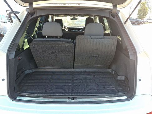 Certified 2025 Audi Q7 Premium Plus image 29