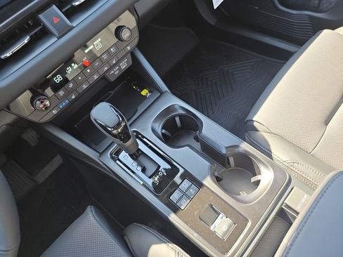 New 2026 Subaru Outback Touring XT AWD/4WD image 16