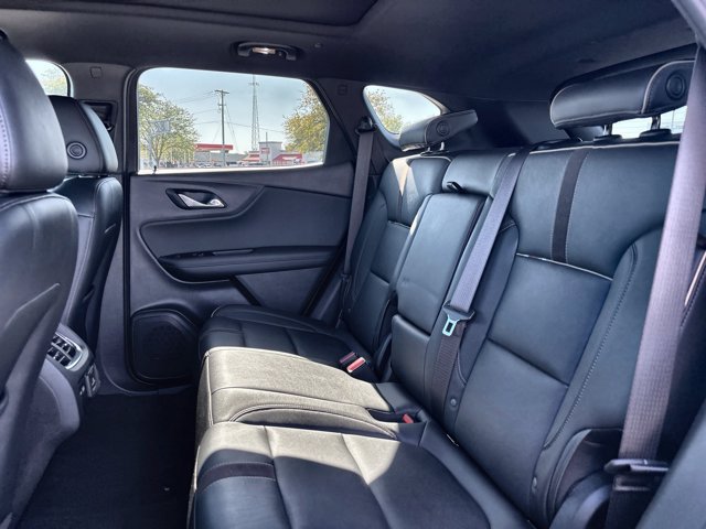 Used 2019 Chevrolet Blazer Premier w/ Sun and Wheels Package AWD/4WD image 17