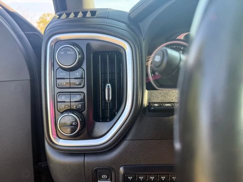 Used 2022 Chevrolet Silverado 2500 LTZ w/ LTZ Plus Package AWD/4WD image 40
