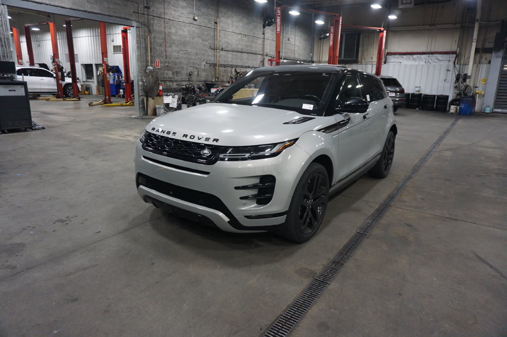 Used 2021 Land Rover Range Rover Evoque R-Dynamic HSE AWD/4WD image 24