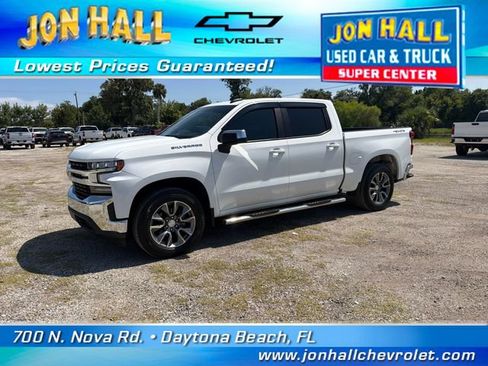 Used 2020 Chevrolet Silverado 1500 LT AWD/4WD image 2