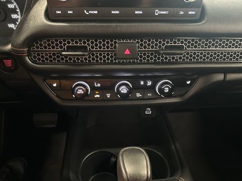 Used 2025 Honda HR-V Sport image 22