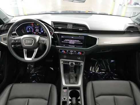 Used 2023 Audi Q3 2.0T Premium w/ Convenience Package AWD/4WD image 24